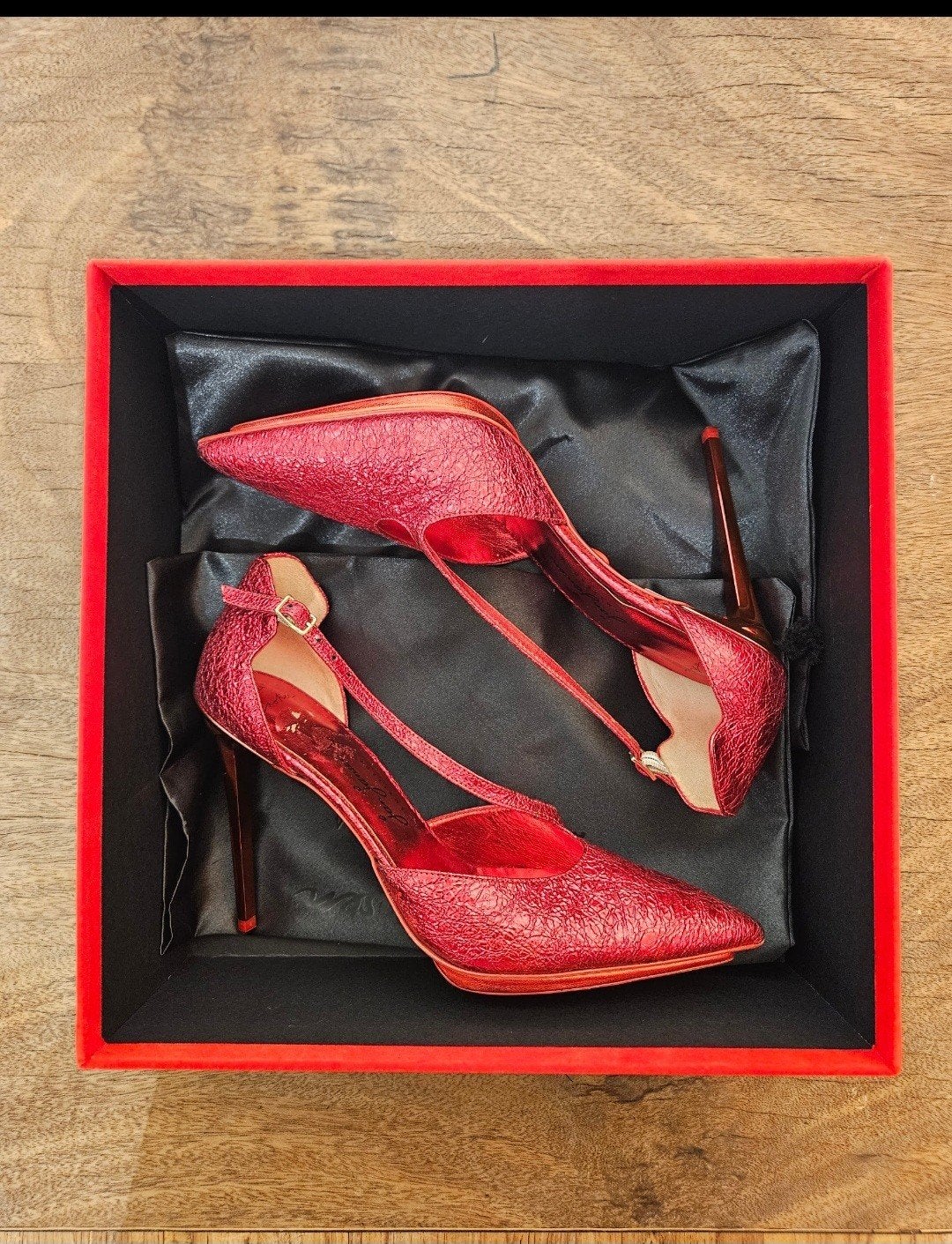 Jan Jansen Linea Erotica Partridge Rosso Pumps Maat 41, Kleding | Dames, Schoenen, Pumps, Jan Jansen, Ophalen of Verzenden, Zo goed als nieuw