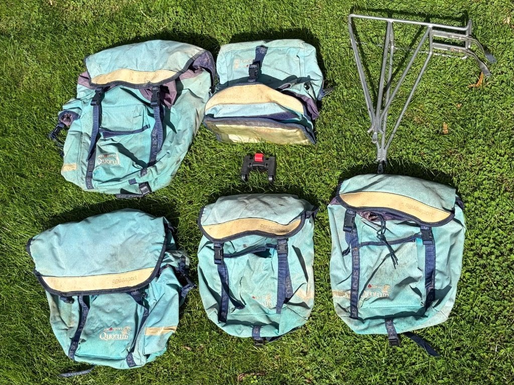 Quorum vintage fietstassen set met bagagedrager, Fietsen en Brommers, Fietsaccessoires | Fietstassen, Ophalen, Gebruikt, Quorum
