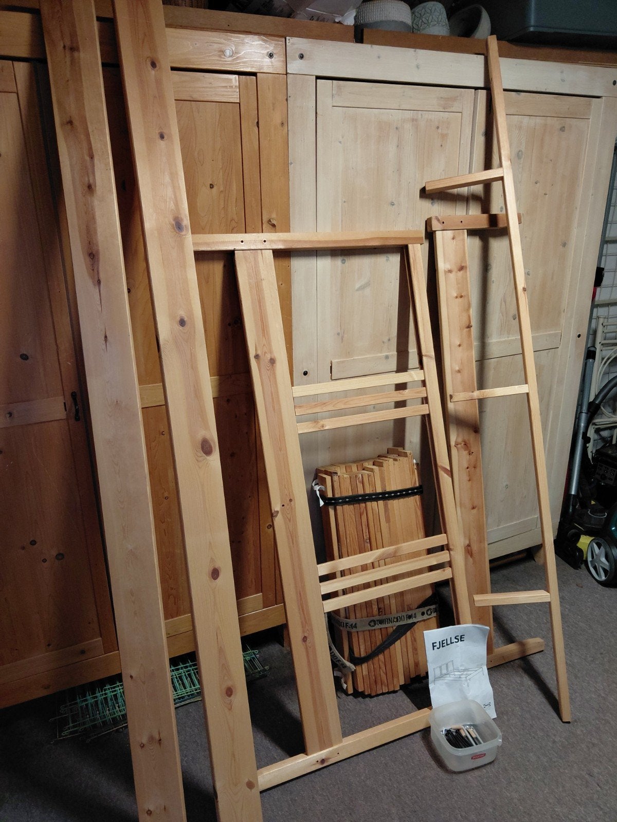 Ikea Fjellse houten bedframe 140x200, Ophalen, Gebruikt, Tweepersoons, 200 cm