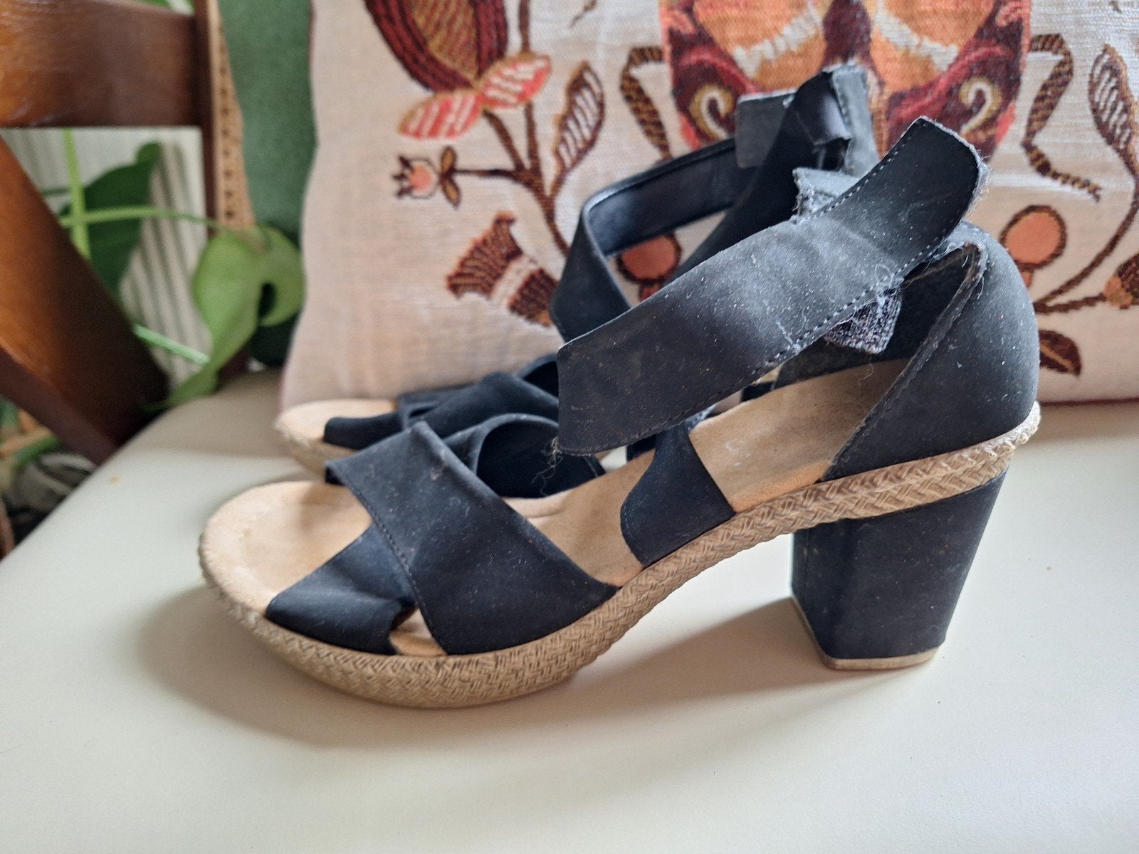 Zwarte pumps sandalen hakschoenen maat 37, Zwart, Zo goed als nieuw, Sandalen of Muiltjes, Ophalen of Verzenden