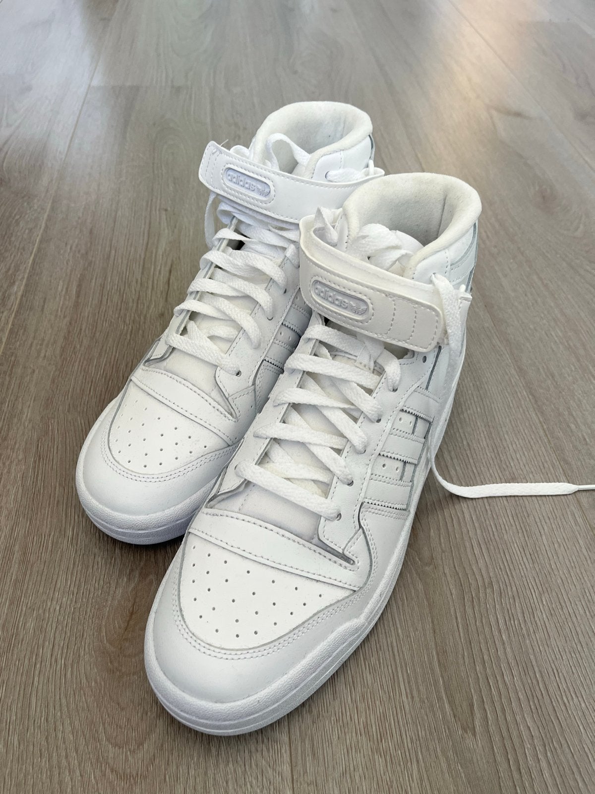 Adidas Forum mid sneakers - Maat 46 - Zo goed als nieuw, Kleding | Heren, Ophalen of Verzenden, Zo goed als nieuw, Wit, Sneakers of Gympen