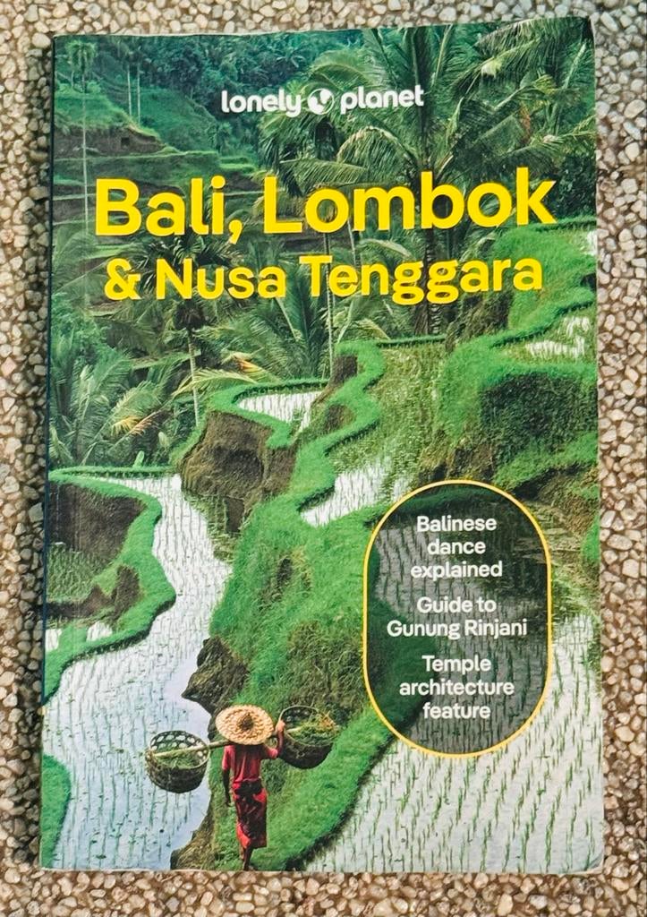 Lonely Planet Bali, Lombok & Nusa Tenggara Reisgids, 2024, Boeken, Lonely Planet, Ophalen of Verzenden, Zo goed als nieuw, Reisgids of -boek