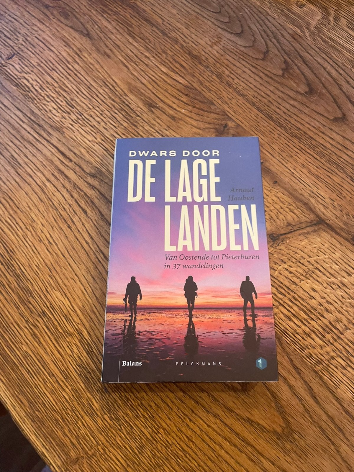 Dwars door de lage landen - Arnout Hauben, Overige merken, Europa, Ophalen of Verzenden, Zo goed als nieuw
