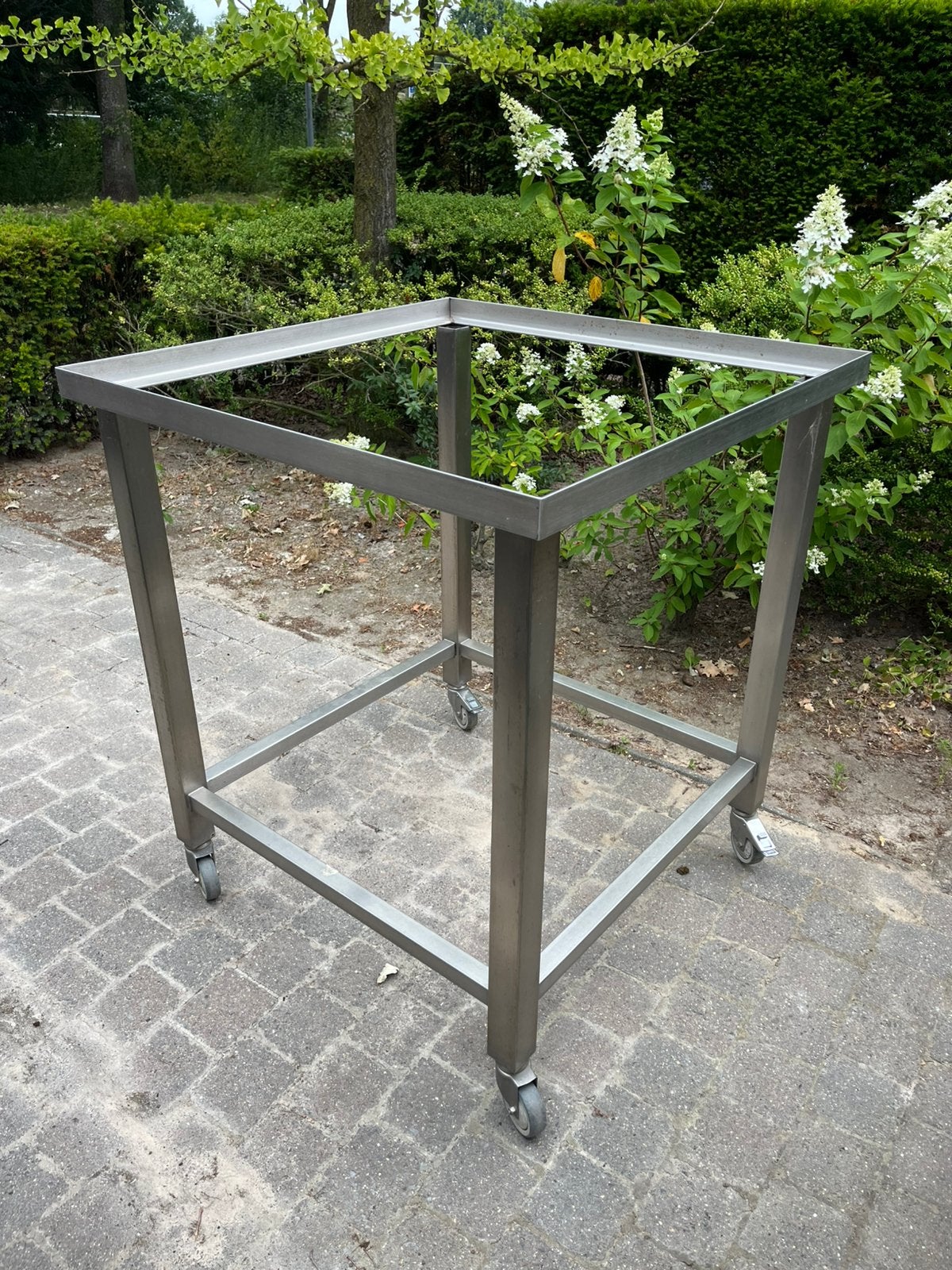RVS frame op wielen werktafel, Ophalen, Zo goed als nieuw