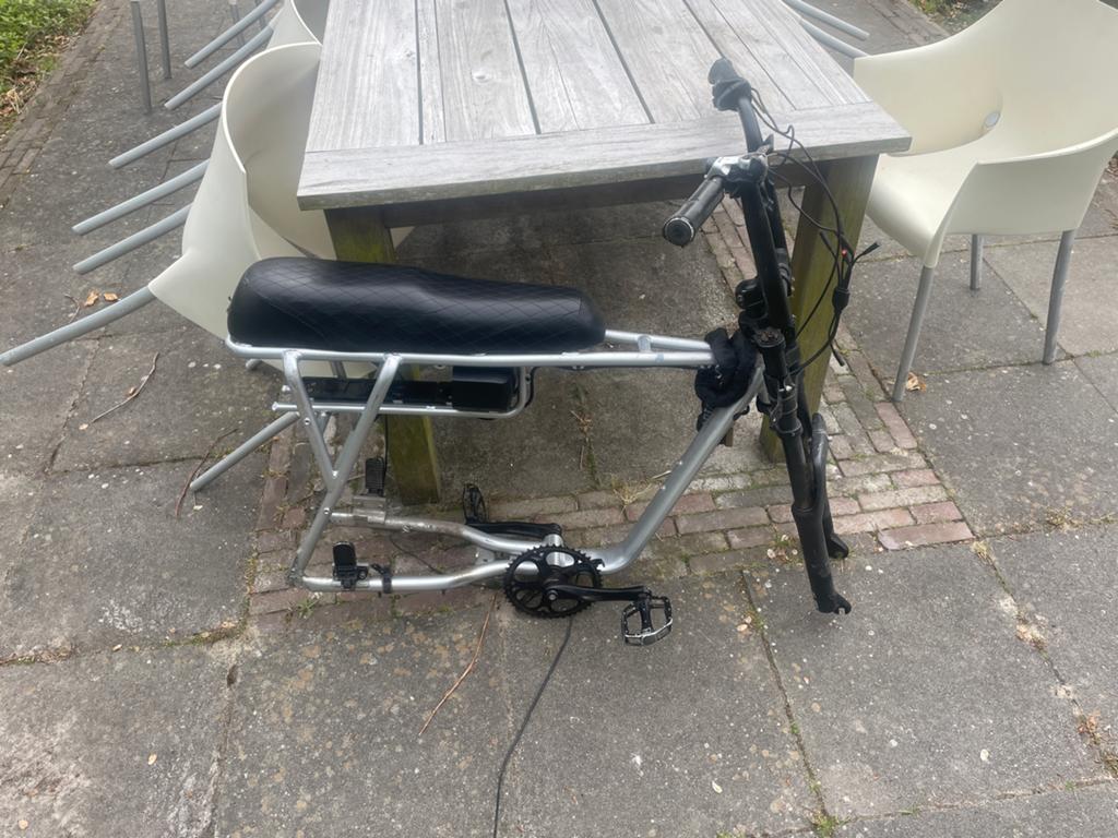 Elektrische fiets frame met zadel en stuur, Overige merken, Minder dan 30 km per accu, Ophalen of Verzenden, Zo goed als nieuw