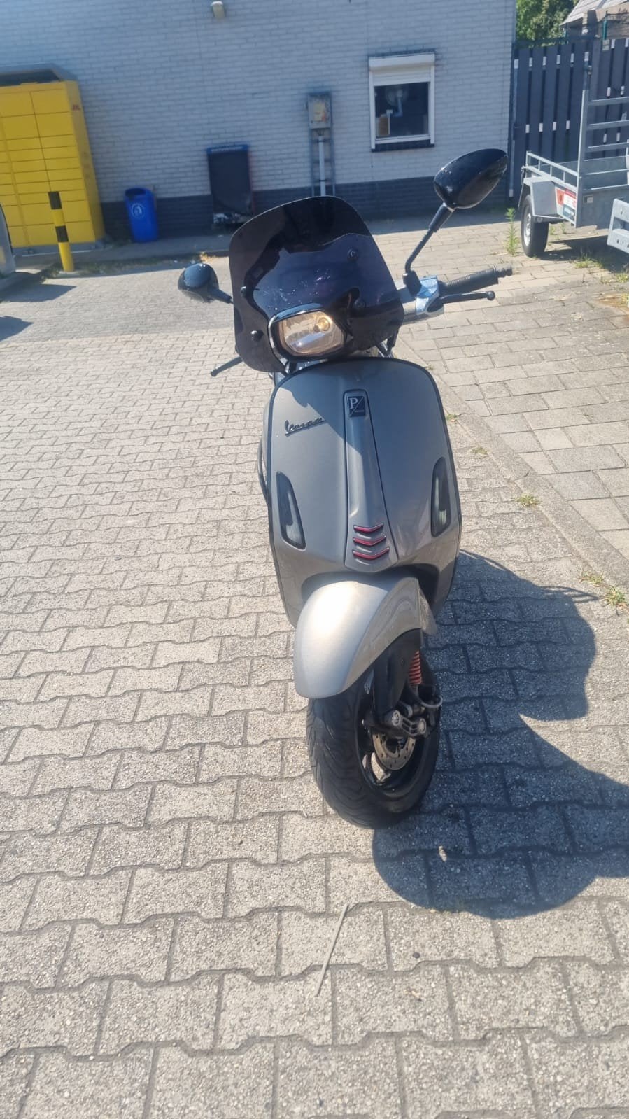 Piaggio Vespa sprint, Ophalen, Benzine