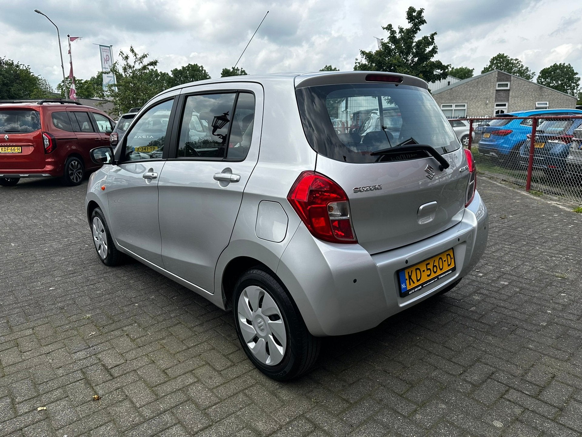 Suzuki Celerio 1.0 Comfort Automaat | Airco, Auto's, Dealer onderhouden, Stof, Gebruikt, Met garantie (alle)