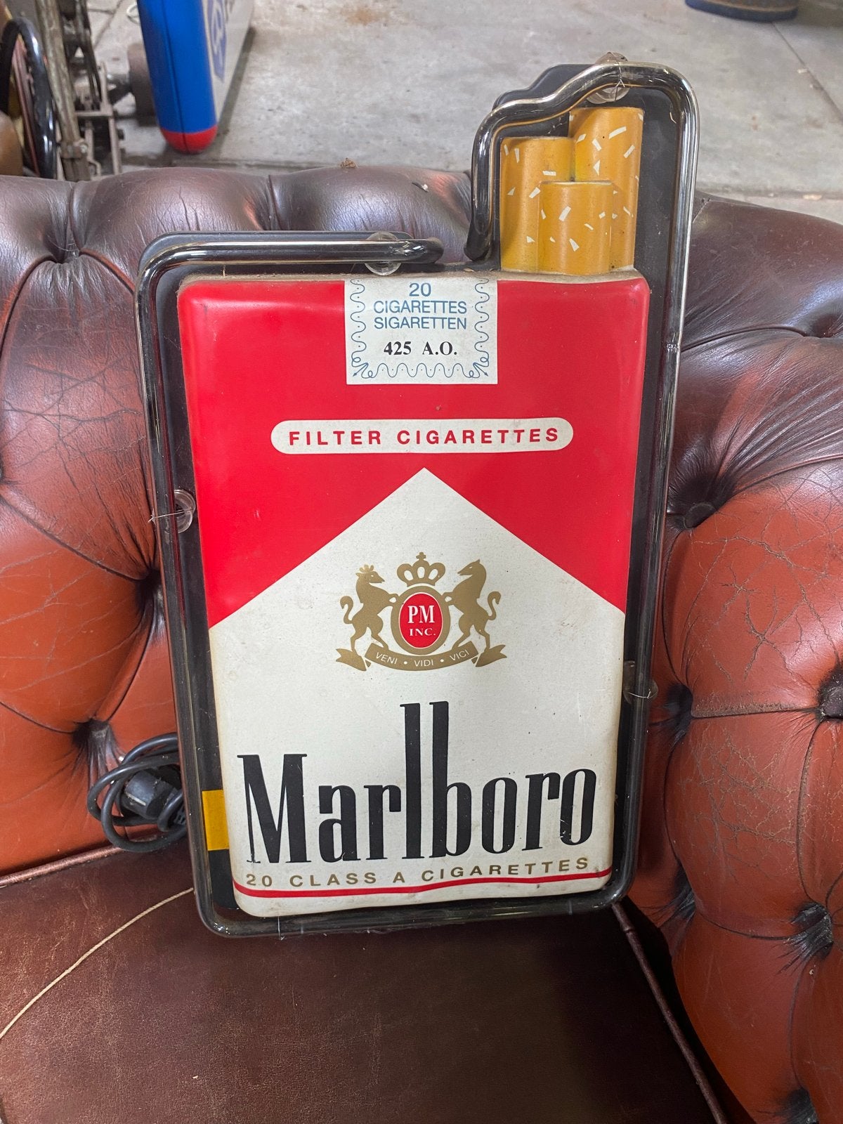 Vintage Marlboro Sigaretten neon lichtbak reclame, Ophalen of Verzenden, Gebruikt, Lichtbak of (neon) lamp