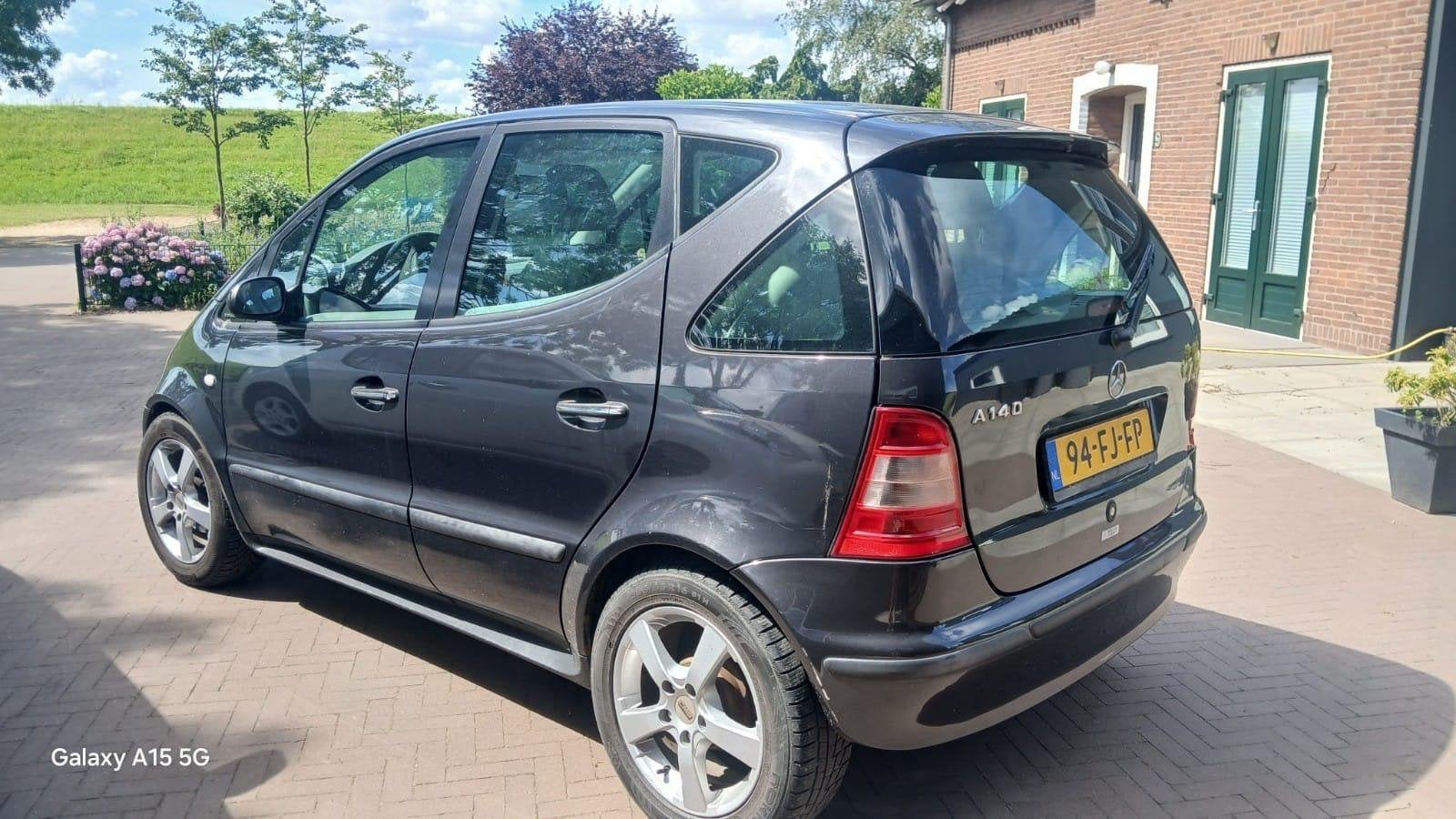 Mercedes-Benz A-Klasse 1.4 A140 Classic AUT 2000 Grijs, Ophalen