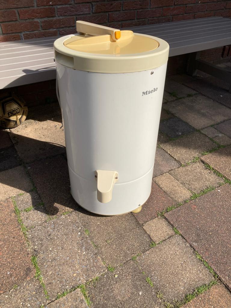 Vintage Miele Centrifuge - Perfect voor kleine wasjes, Minder dan 4 kg, Bovenlader, Ophalen of Verzenden, 85 tot 90 cm