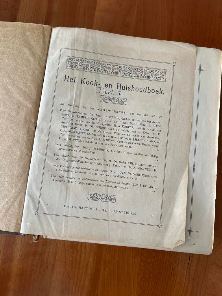 Het Kook- en Huishoudboek. Deel 1,2 en 3 uit 1908, Ophalen of Verzenden