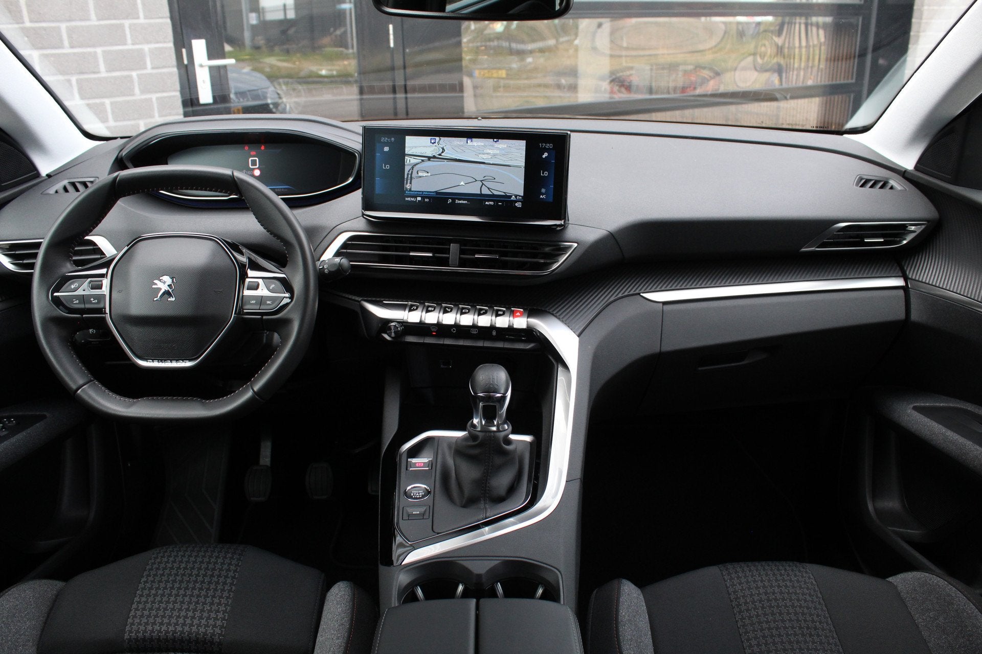 Peugeot 5008 1.2 PureTech Active Pack Business / 7 Persoons, Voorwielaandrijving, Stof, Gebruikt, 1199 cc