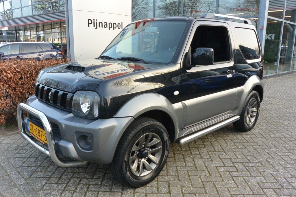 Suzuki JIMNY 1.3 Exclusive 4x4 Metal Top Airco - vele extra', Auto's, Euro 5, Met garantie (alle), 4 stoelen, Zwart