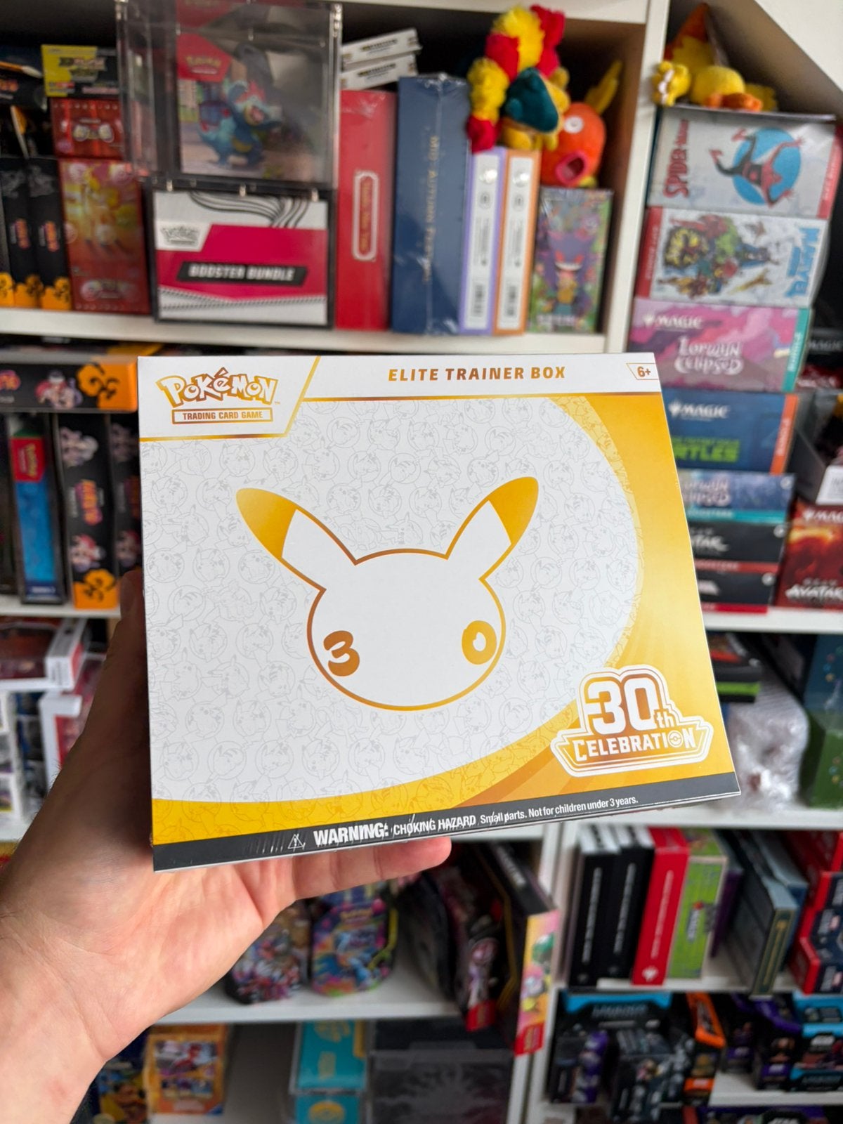 Pokémon TCG 30th Celebration Elite Trainer Box (ETB) – 2026, Ophalen of Verzenden, Zo goed als nieuw, Foil