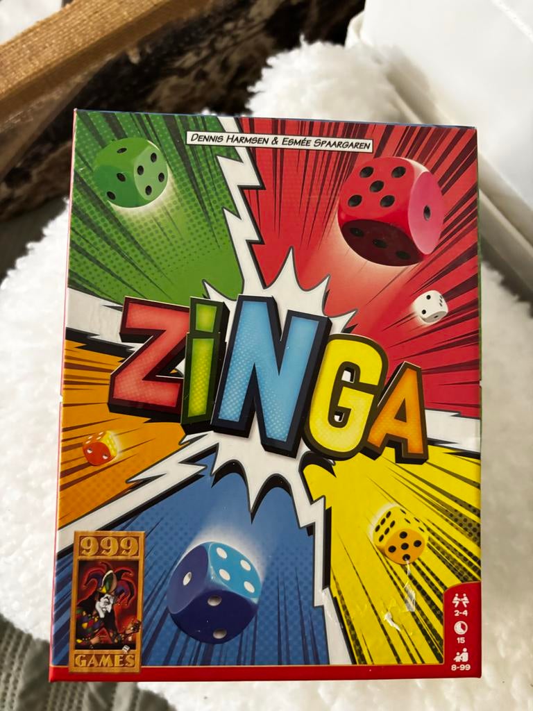 Zinga dobbelspel van 999 Games, Drie of vier spelers, Ophalen of Verzenden, Zo goed als nieuw
