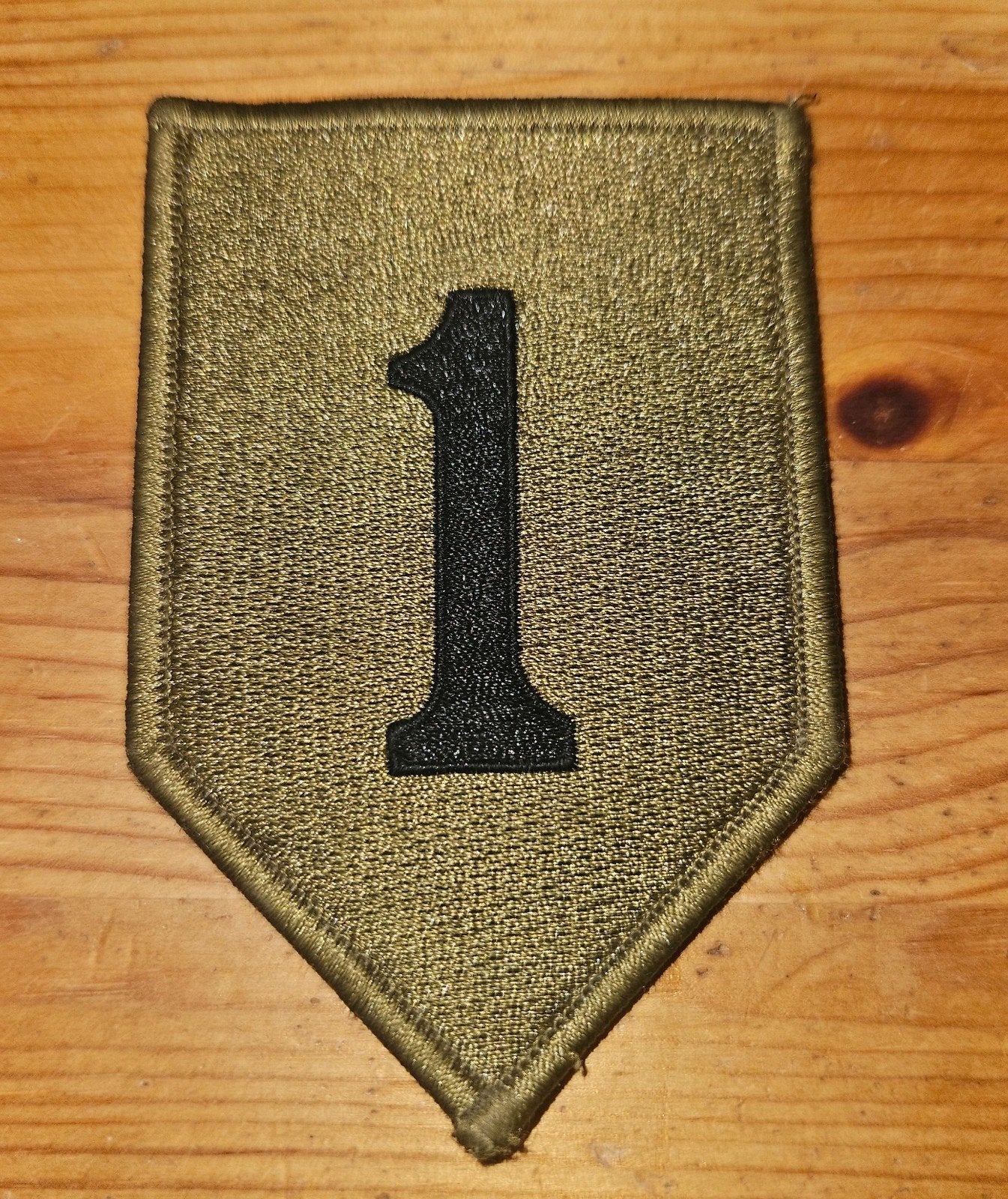US Army First Infantry Division badge, Ophalen of Verzenden, Landmacht, Amerika, Embleem of Badge
