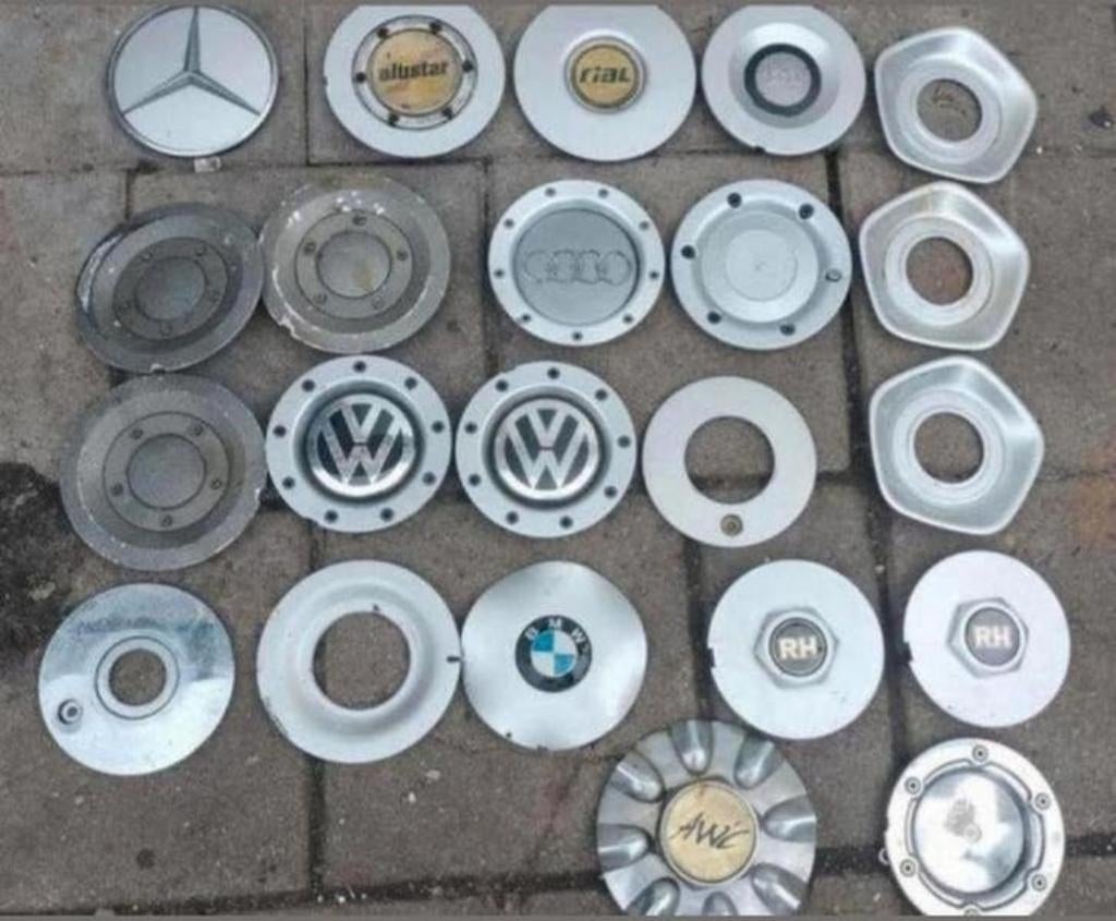 Diverse kunststof naafdeksels, VOLKSWAGEN,MERCEDES,BMW ETC, Ophalen of Verzenden