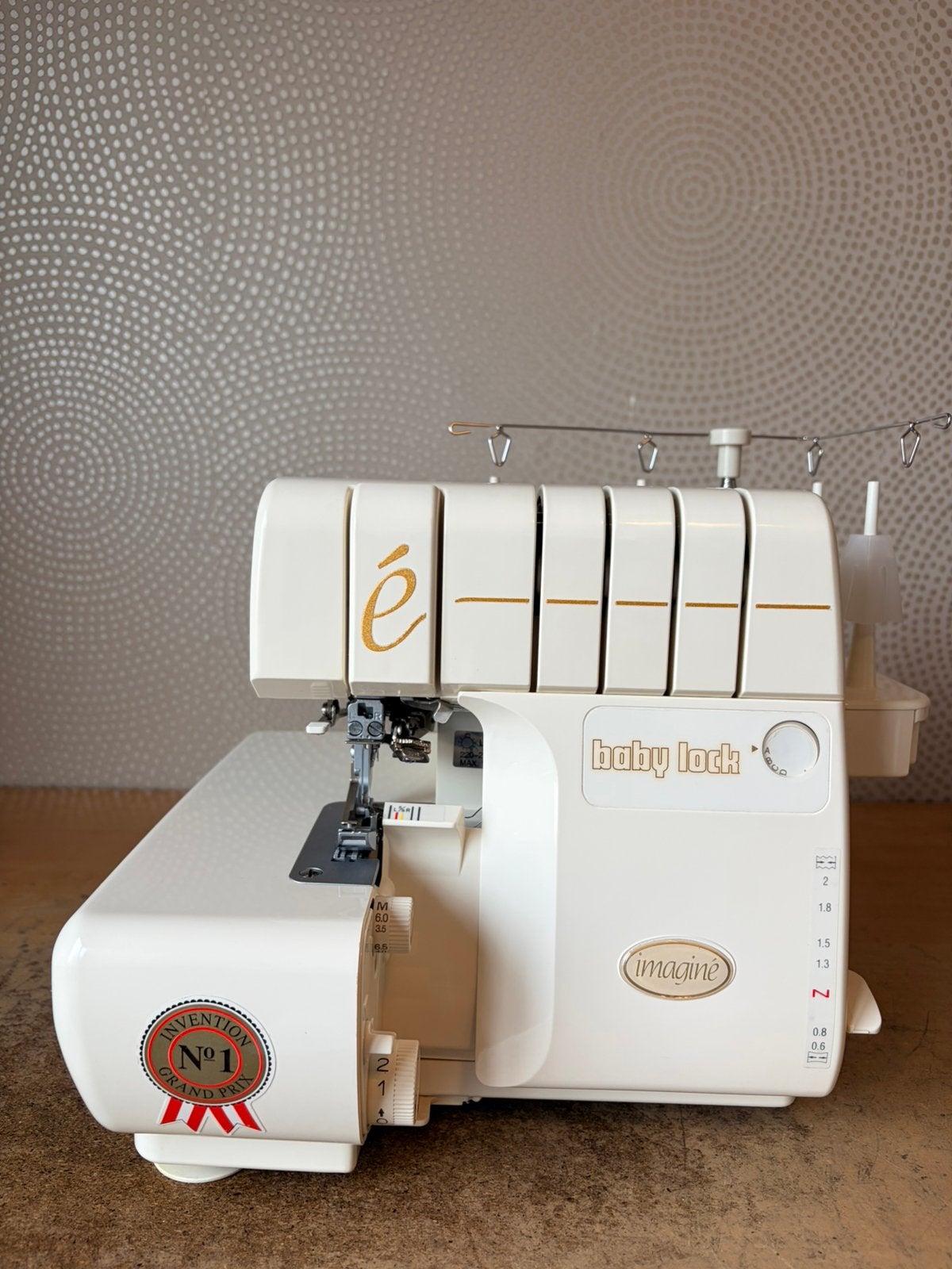 LOCKMACHINE BABY LOCK IMAGINÉ IN ZEER NETTE STAAT, Hobby en Vrije tijd, Ophalen of Verzenden, Zo goed als nieuw, Lockmachine, Overige merken