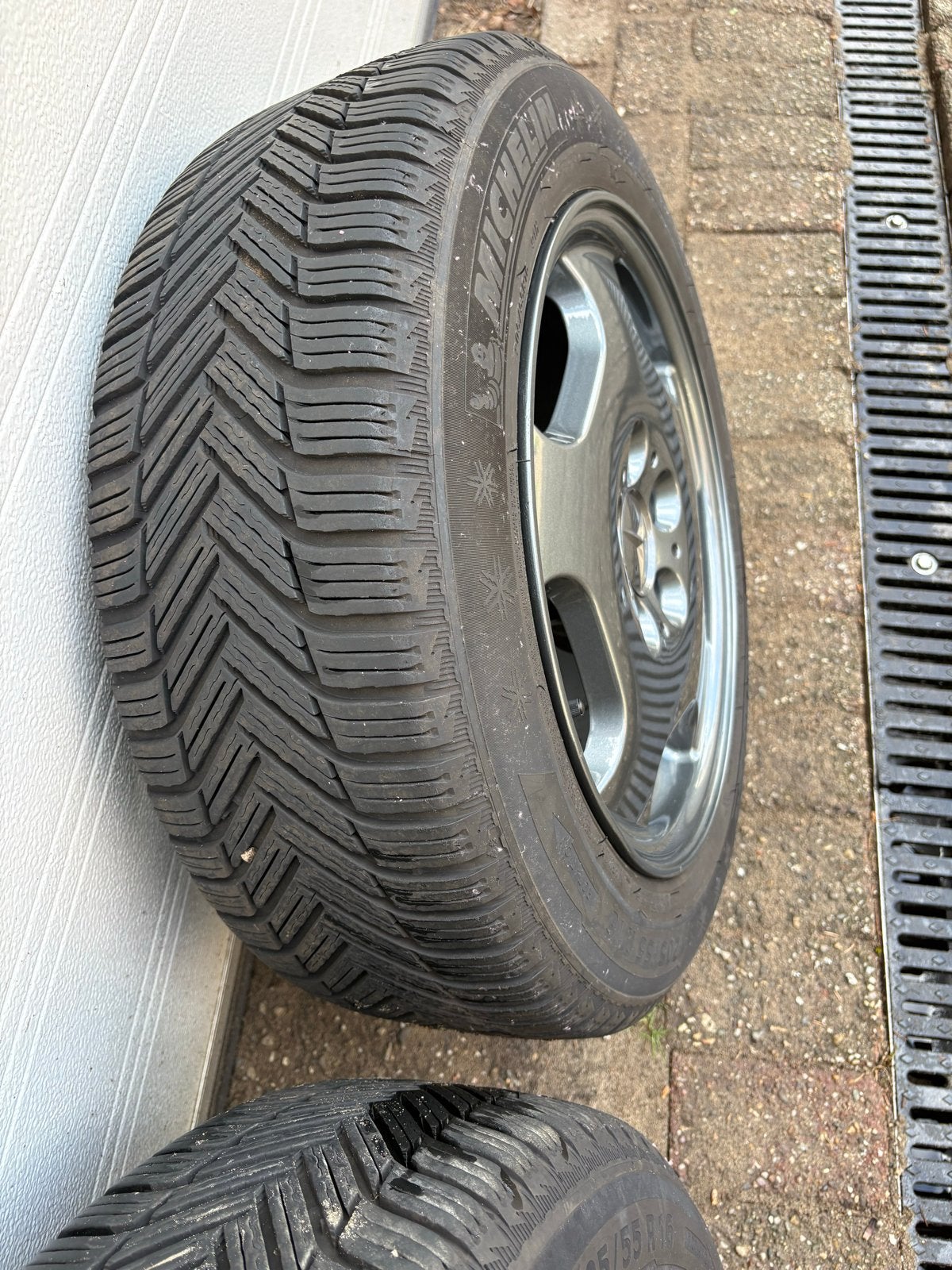 Mercedes 16 inch velgen met Michelin winterbanden 205 55 16, Ophalen, Gebruikt, 16 inch, Banden en Velgen