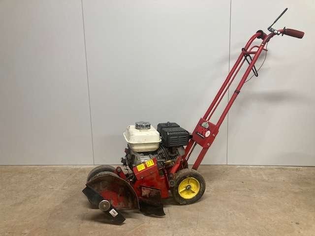 Kee graskantensteker graskantensnijder benzine, Benzine, Gebruikt, Weijman, Info@weijmantrading.nl