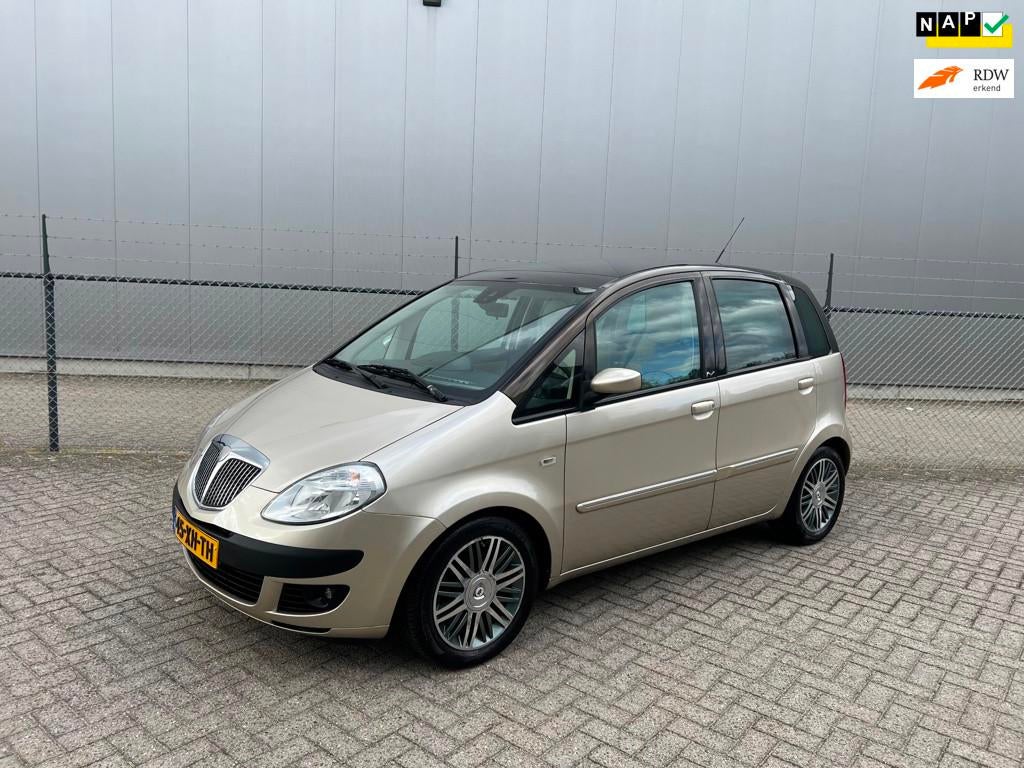 Lancia Musa 1.4-16V Platino+ DFN l Nieuwe Apk l Perfect Onde, Auto's, Gebruikt, Beige, Open dak, 400 kg