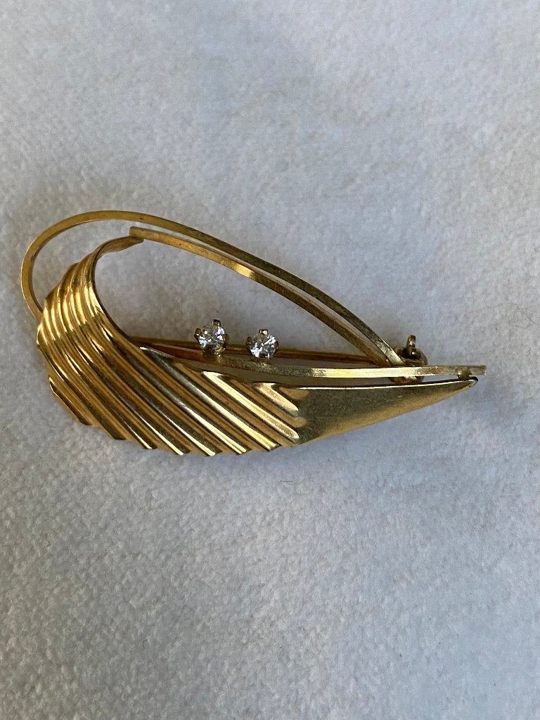 Vintage double broche gemerkt AMI KIK K & L, 4 tot 7 cm, Nieuw, Ophalen of Verzenden, Goud