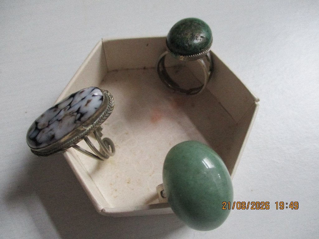 ringen met edelstenen 3 stuks, Overige materialen, Gebruikt, Ophalen of Verzenden, 17 tot 18