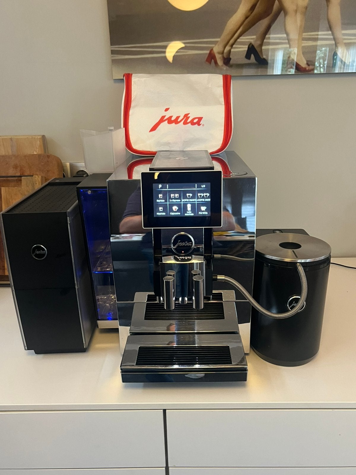 Jura Z8 Chrome ( complete set) met bl tooth., Ophalen, Afneembaar waterreservoir, 10 kopjes of meer, Koffiemachine
