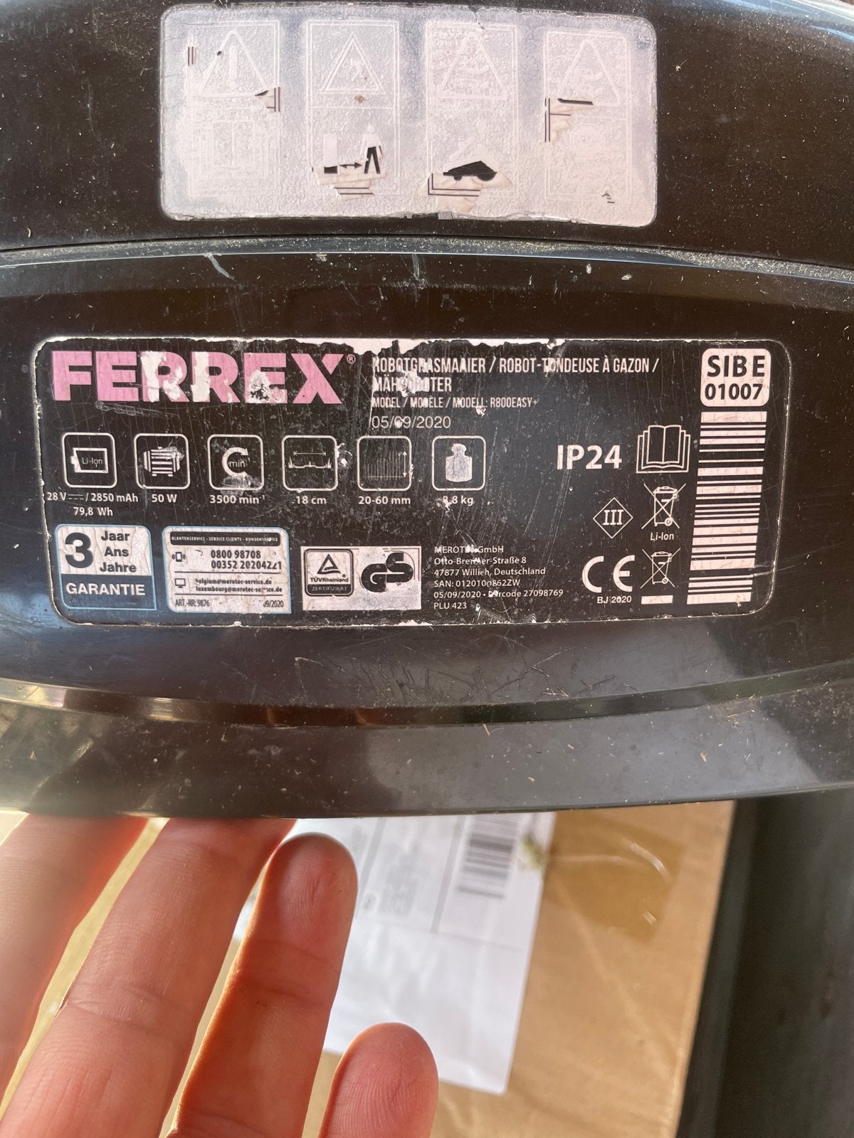 Ferrex Robotmaaier Laadstation met Voeding (Model 05/09/2020, Ophalen of Verzenden, Gebruikt