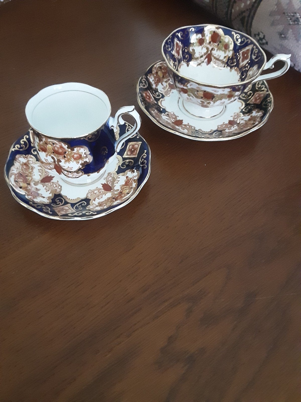 Royal Albert avon en mokka kopjes van Heirloom, Antiek en Kunst, Ophalen of Verzenden