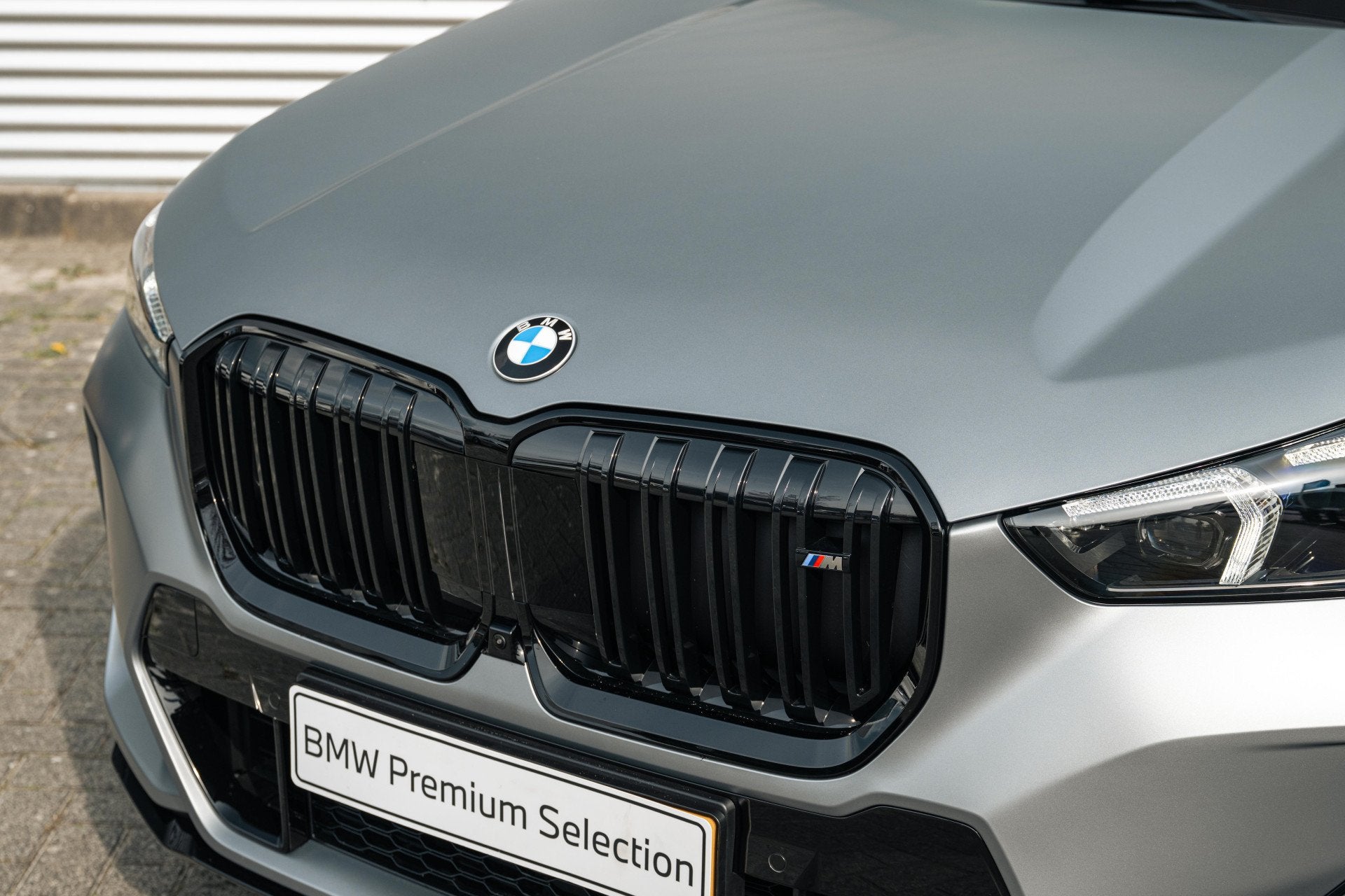 BMW X1 M35i High Executive Automaat / Panoramadak / M Sports, Auto's, BMW, 1998 cc, 4 cilinders, Met garantie (alle), Bedrijf