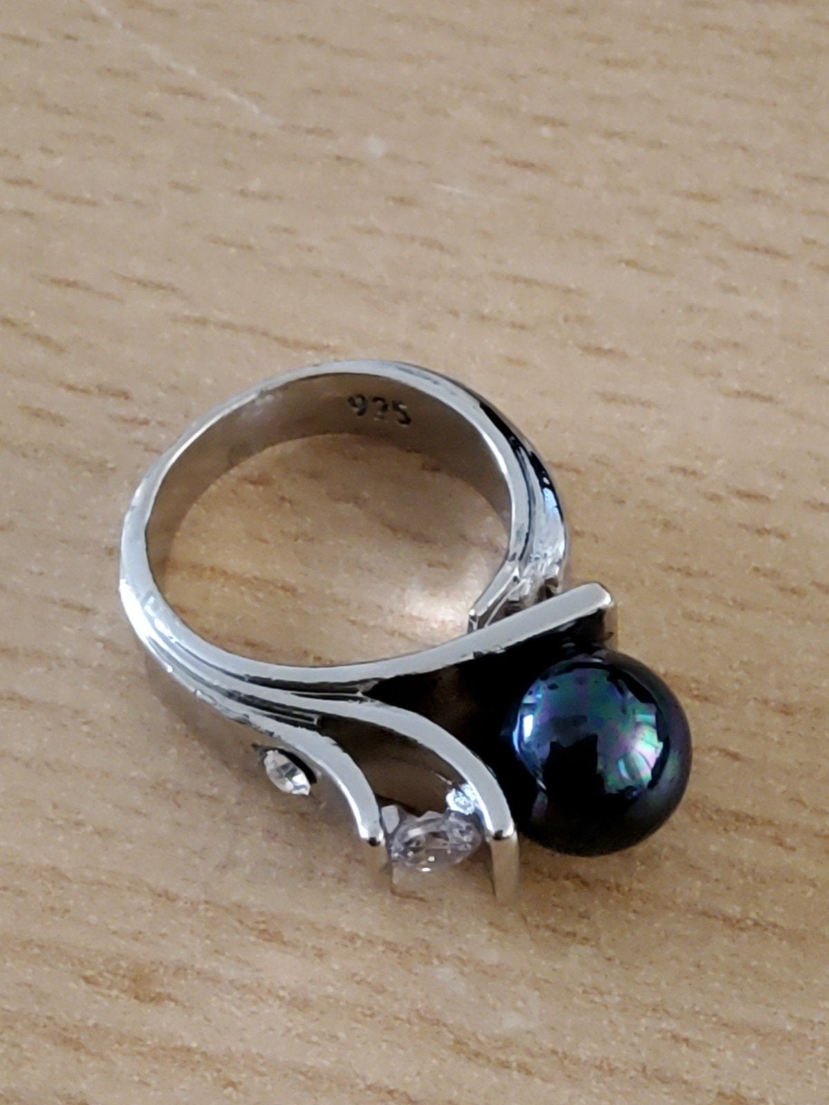 Zilveren ring met zwarte parel en zirkonia, maat 17-18, Ophalen of Verzenden, Zo goed als nieuw, 17 tot 18, Dame of Heer