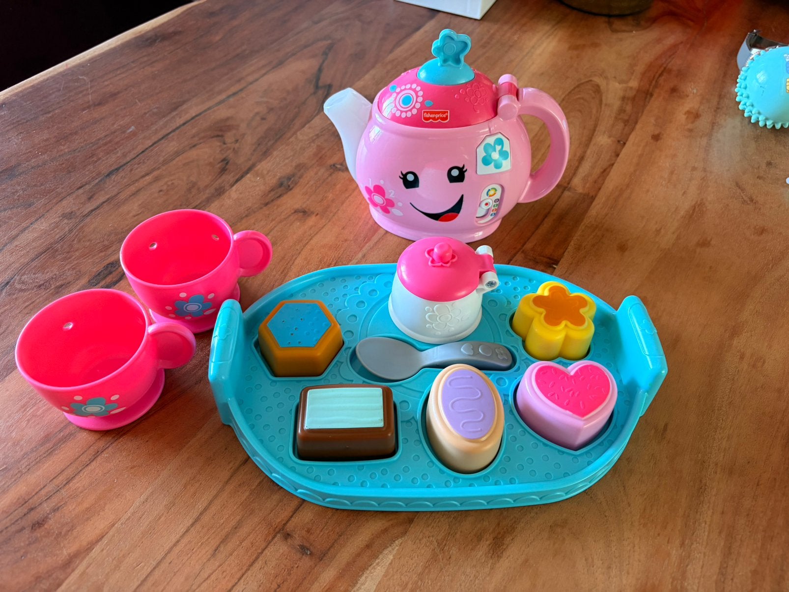 Fisher price thee serviesje, Ophalen, Zo goed als nieuw, 2 tot 4 jaar