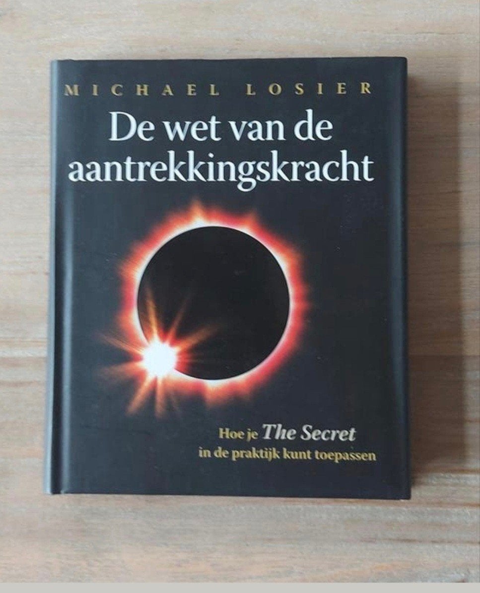 De wet van de aantrekkingskracht € 8,95 + The Secret € 5,95, Spiritualiteit algemeen, Verzenden, Zo goed als nieuw, Instructieboek