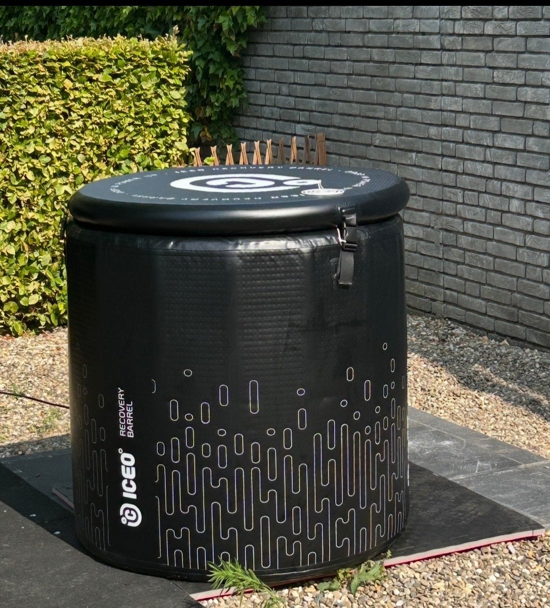 ICEO ijsbad met coolsysteem 1x gebruikt als nieuw !!, Ophalen, Nieuw, Filter, Opblaasbaar