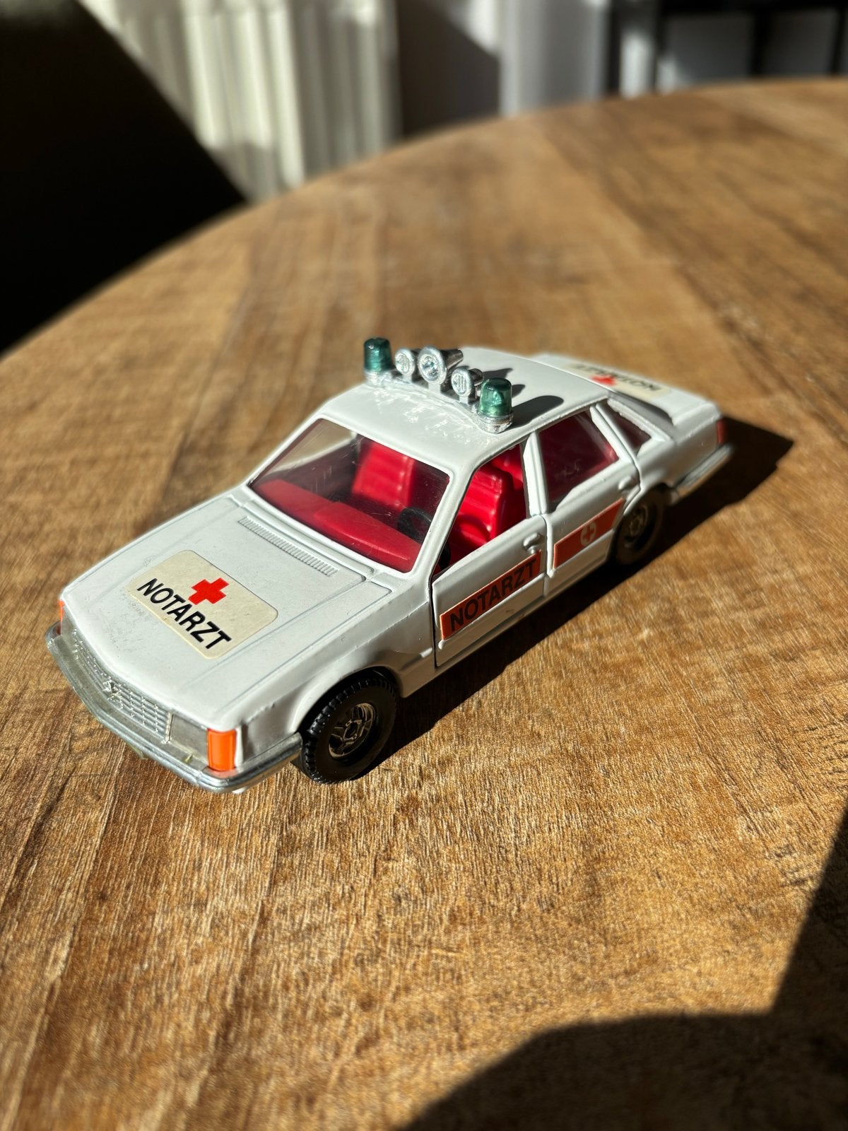 Corgi Opel Senator Notarzt. Zeer Zeldzaam, Ophalen of Verzenden