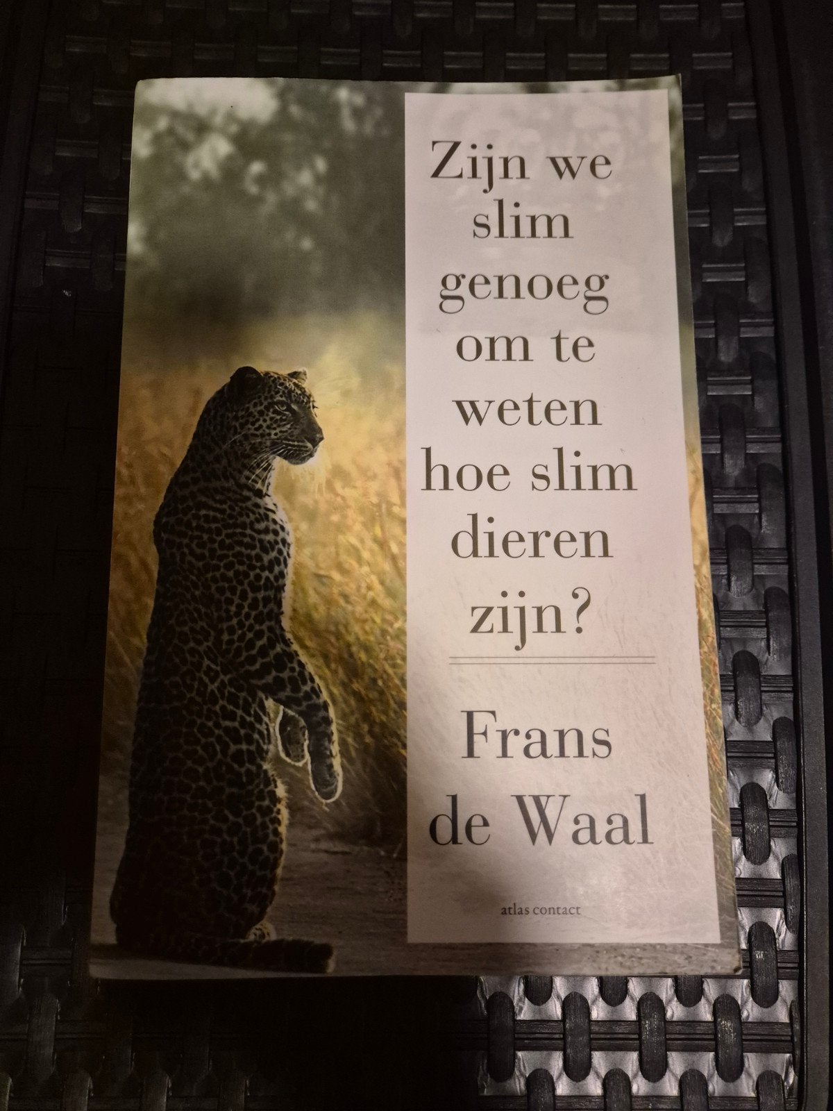 Zijn we slim genoeg om te weten hoe slim dieren zijn?, Boeken, Ophalen of Verzenden, Zo goed als nieuw, Overige diersoorten, Frans de Waal