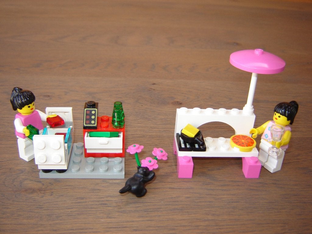 LEGO LEGOLAND PARADISA BARBEQUE, ICE CREAM SELLER 2870-2885, Lego, Ophalen of Verzenden, Zo goed als nieuw, LEGOLAND
