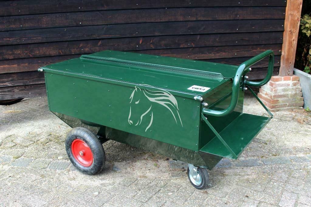 Voerwagen, Brokkenkar, Voerkar, suplementen, Weidegang, Veld omheiningen, Schaijk, Info@veldomheiningen.nl