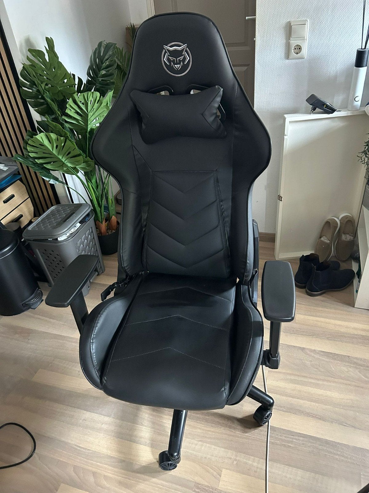 QWARE Gaming Stoel Alpha - Zwart, Ophalen, Zwart, Bureaustoel, Ergonomisch