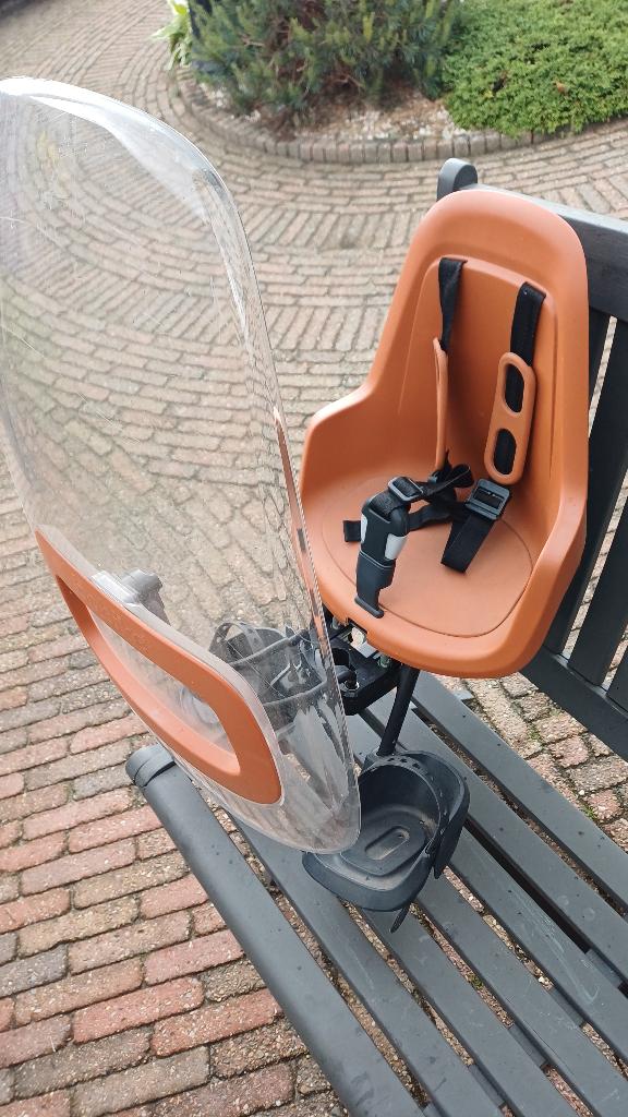 👀 fietsstoeltje voorzitje Bobike one mini met windscherm, Voetsteuntjes, Bobike One Mini, Voorzitje, Ophalen of Verzenden
