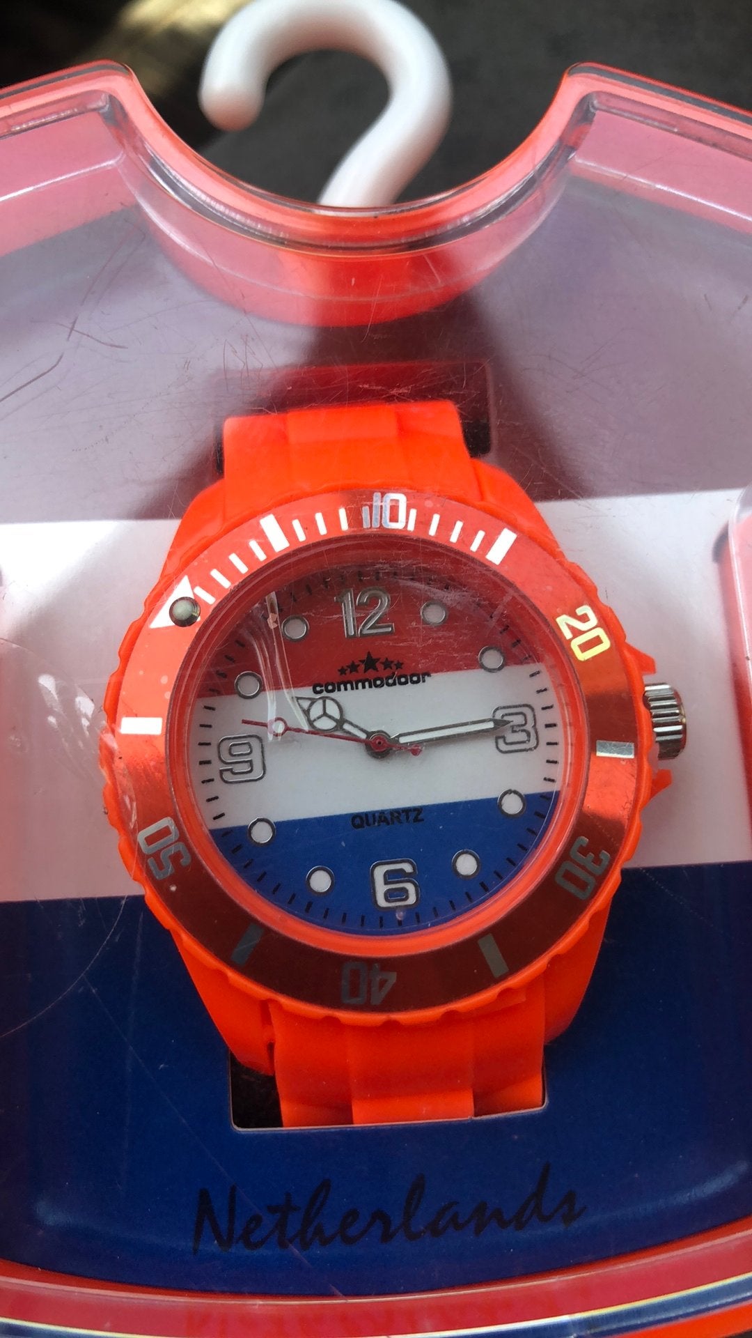 Nieuw oranje horloge, Ophalen of Verzenden, Zo goed als nieuw, Kunststof, Overige merken
