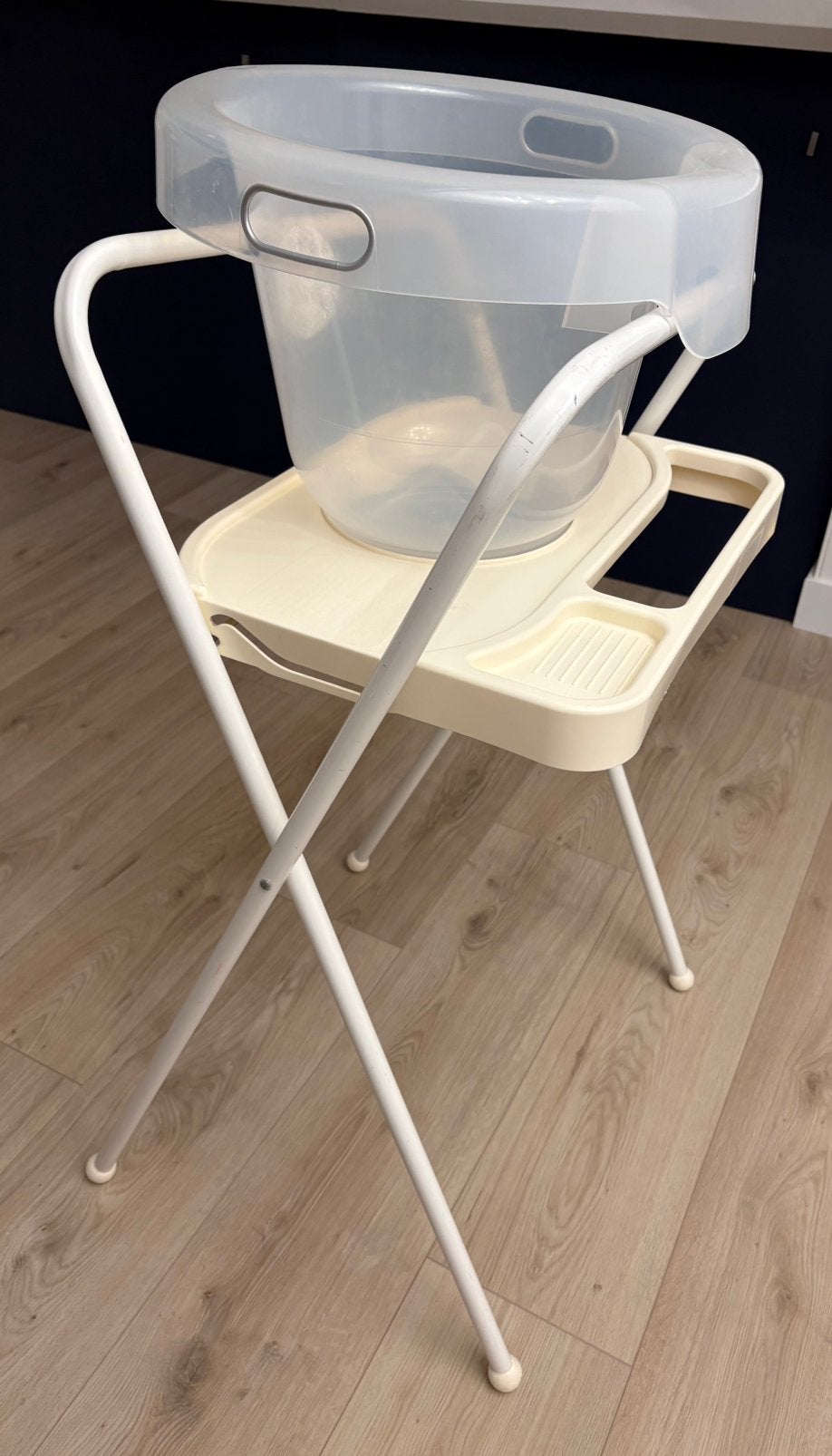 Badje Bebe Jou met standaard, Ophalen, Zo goed als nieuw, Badje, Bébé-jou