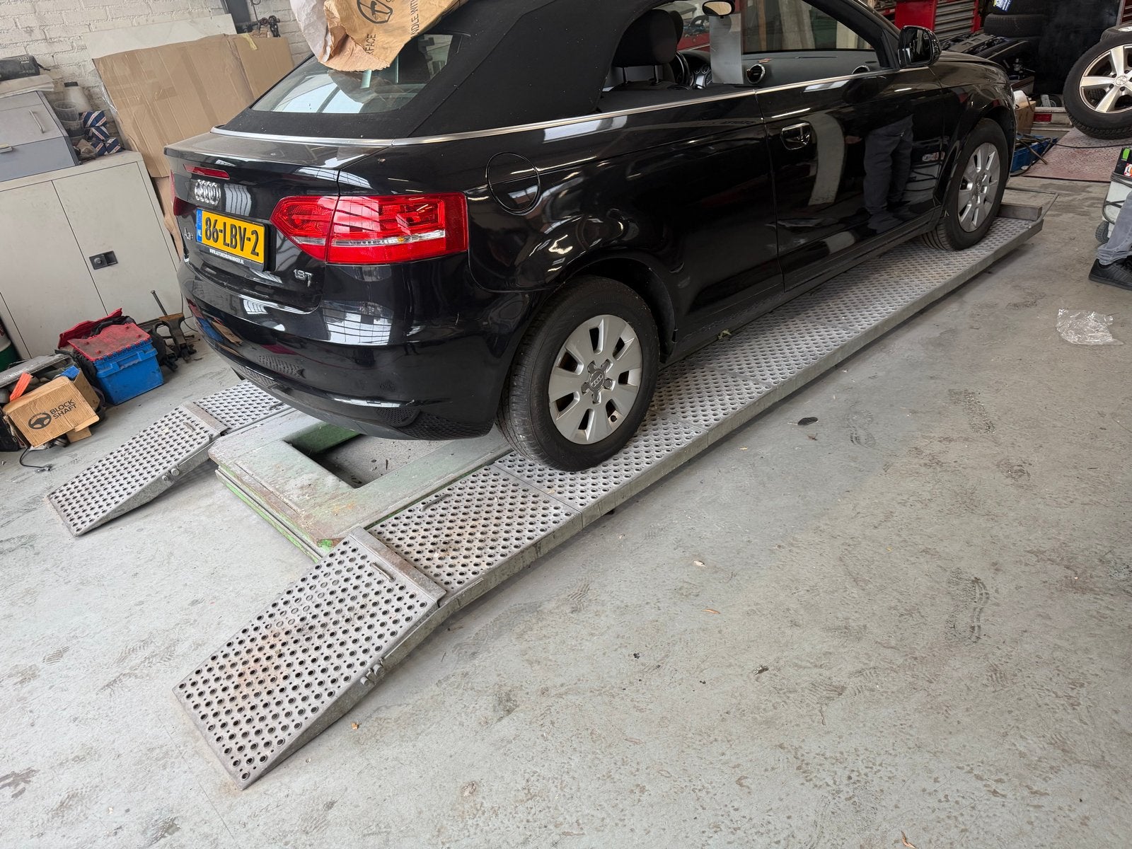 Schadeherstelbank met richtbank en toebehoren, Auto diversen, Autogereedschap, Ophalen, Gebruikt