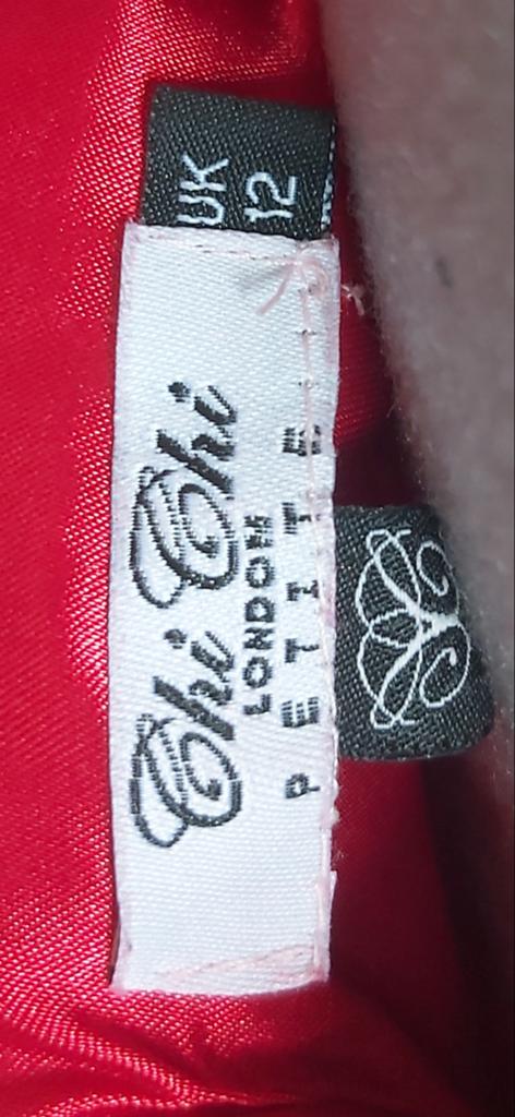 Chi Chi London Rode Kanten Cocktailjurk als nieuw Maat 36, Maat 38/40 (M), Ophalen of Verzenden, Zo goed als nieuw, Knielengte