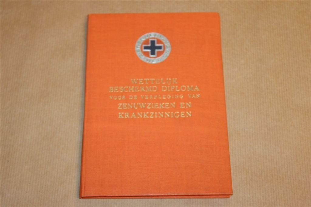 Origineel diploma Verpleging Zenuwzieken & Krankzinnigen 195, Ophalen of Verzenden, Gelezen
