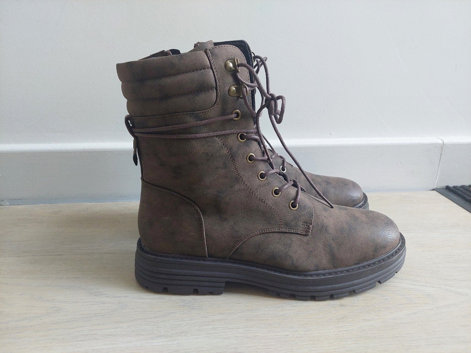 Bruine dames boots Bluebox maat 41, Kleding | Dames, Schoenen, Ophalen of Verzenden, Zo goed als nieuw, Bruin