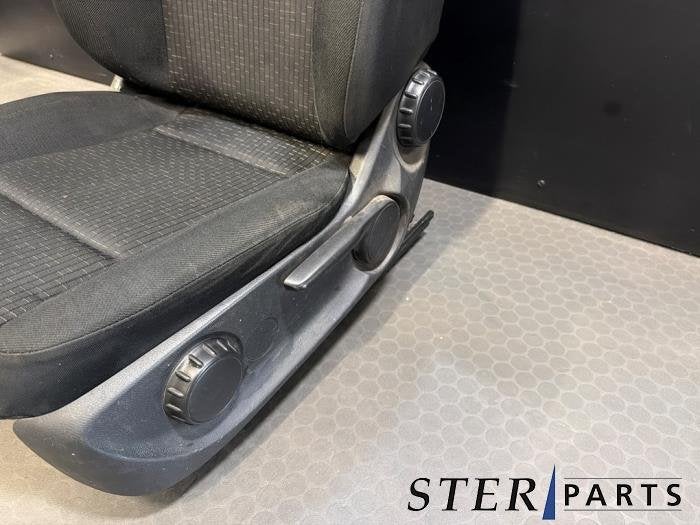Stoel links van een Mercedes Vito, Auto-onderdelen, Gebruikt, -, Ophalen of Verzenden, -