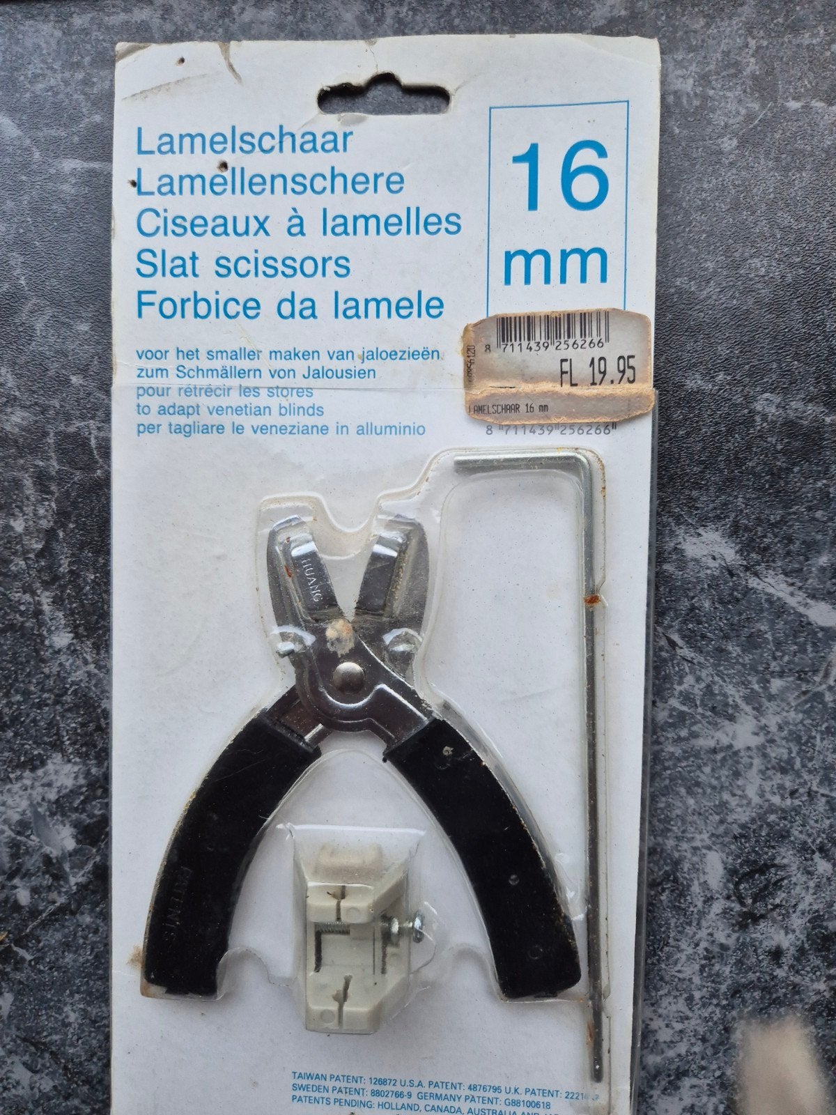 Lamelschaar 16 mm voor jaloezieën, Ophalen of Verzenden, Zo goed als nieuw, Snijgereedschap, Overige merken