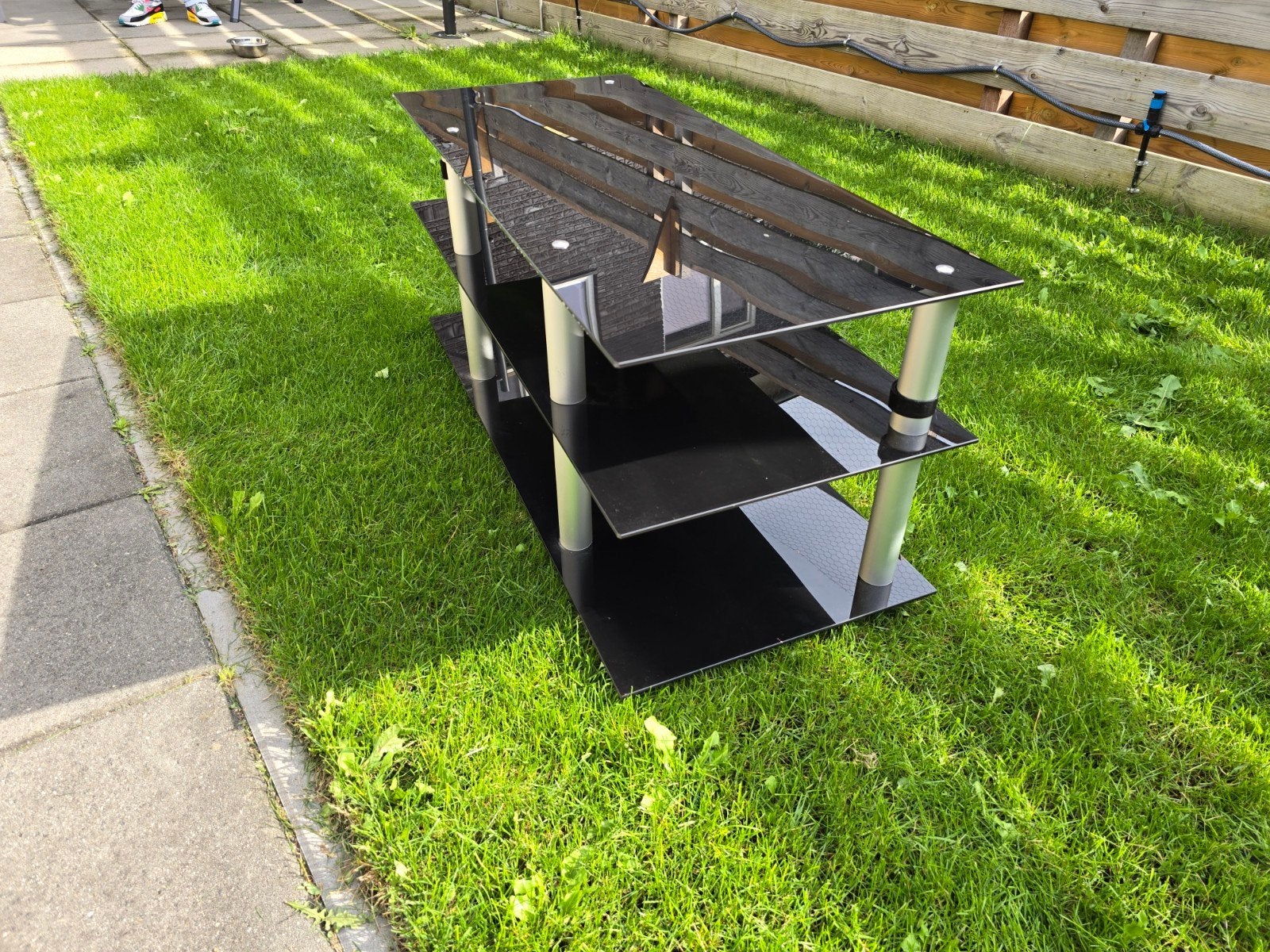 Foto 5 van Modern zwart glazen tv-meubel 95x45x40cm